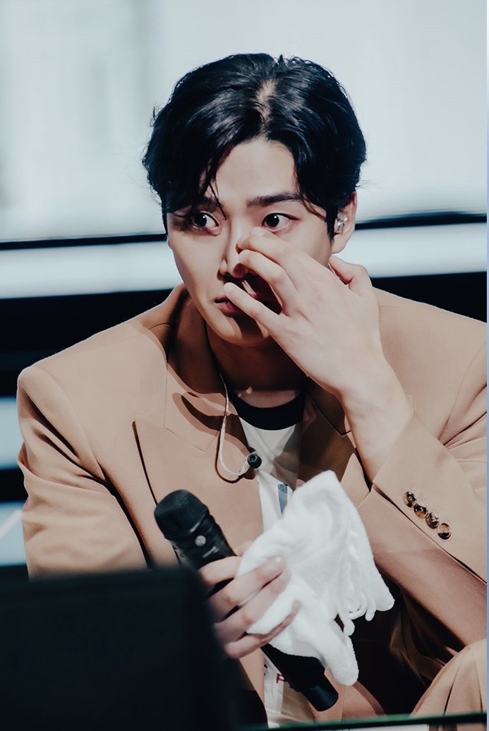 Foto terbaru dari Rowoon