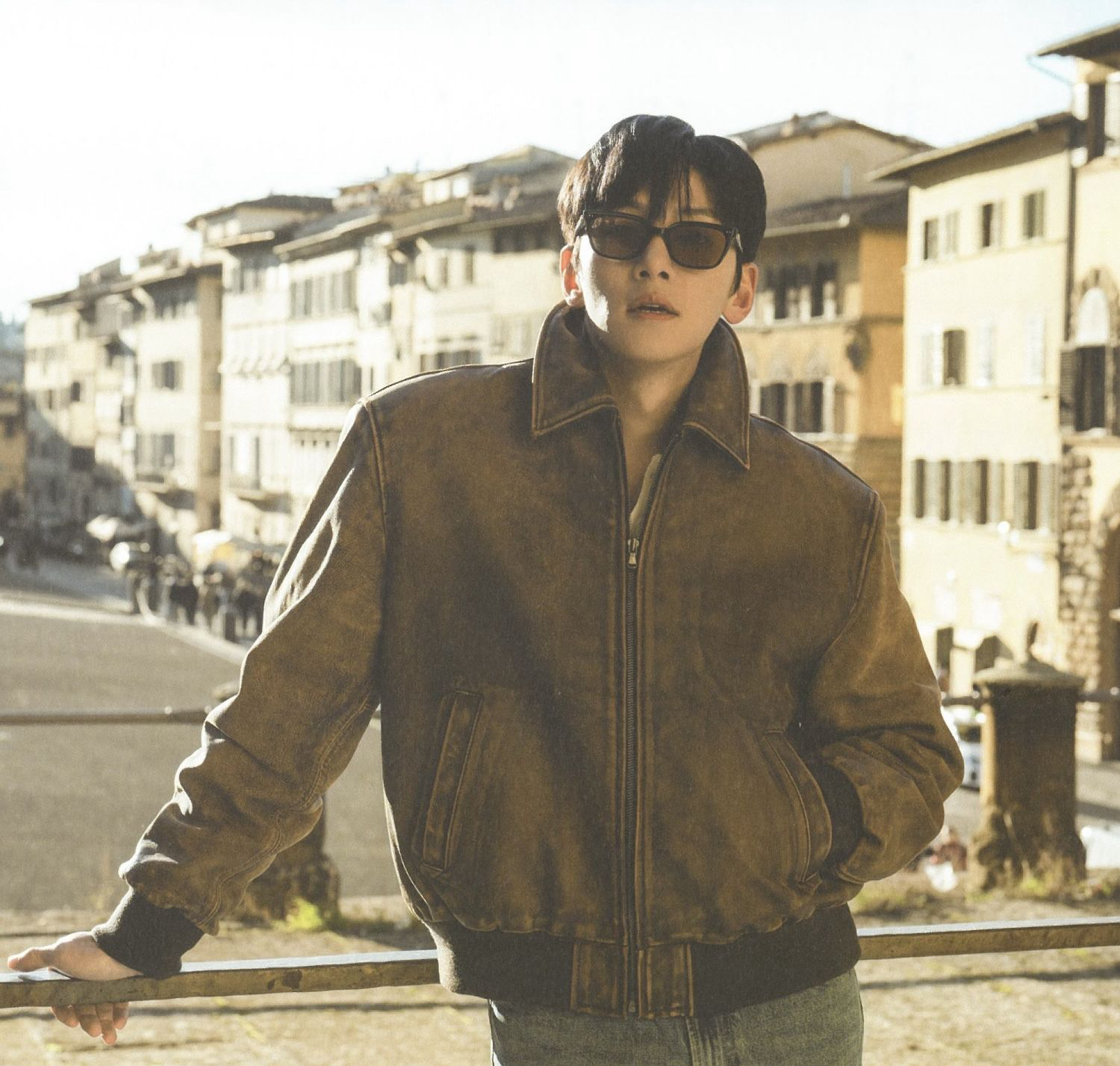 粉丝拍下的池昌旭瞬间