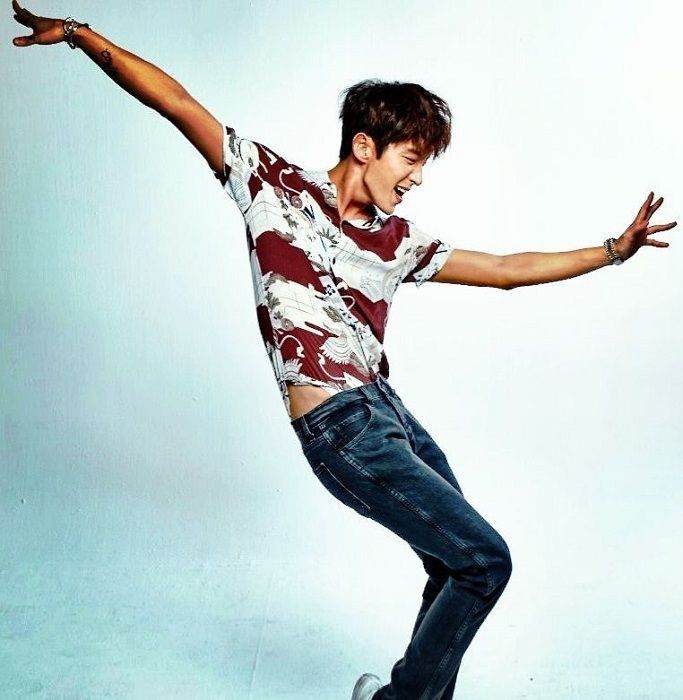 A moment captured by a fan of Lee Joongi