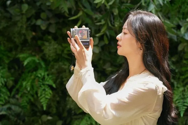 Latest photo of Jeon Yeobeen