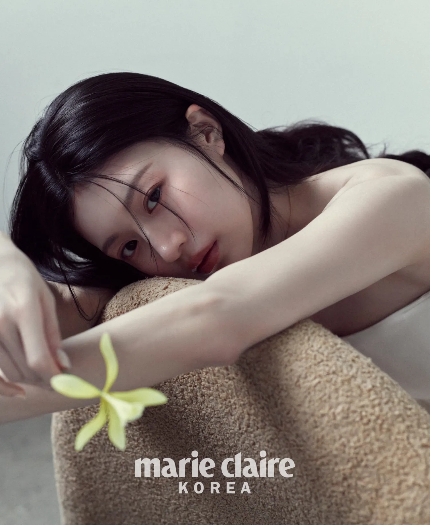 Recent activity shot of Go Younjung