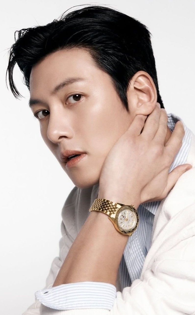 チ・チャンウクの最近の活動ショット