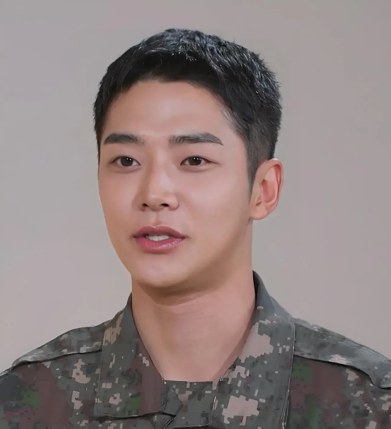 Foto terbaru dari Rowoon