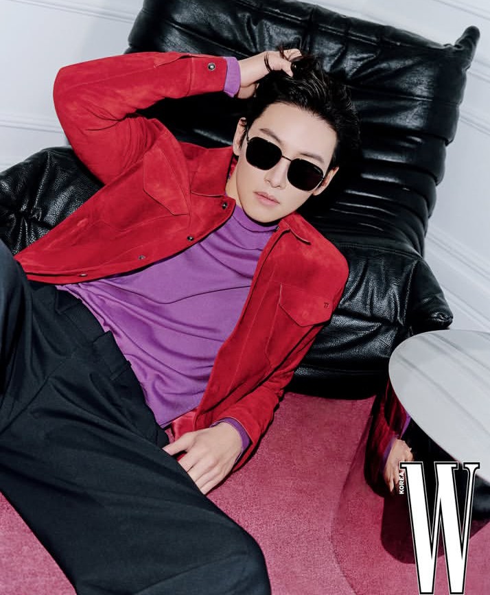 粉丝拍下的池昌旭瞬间