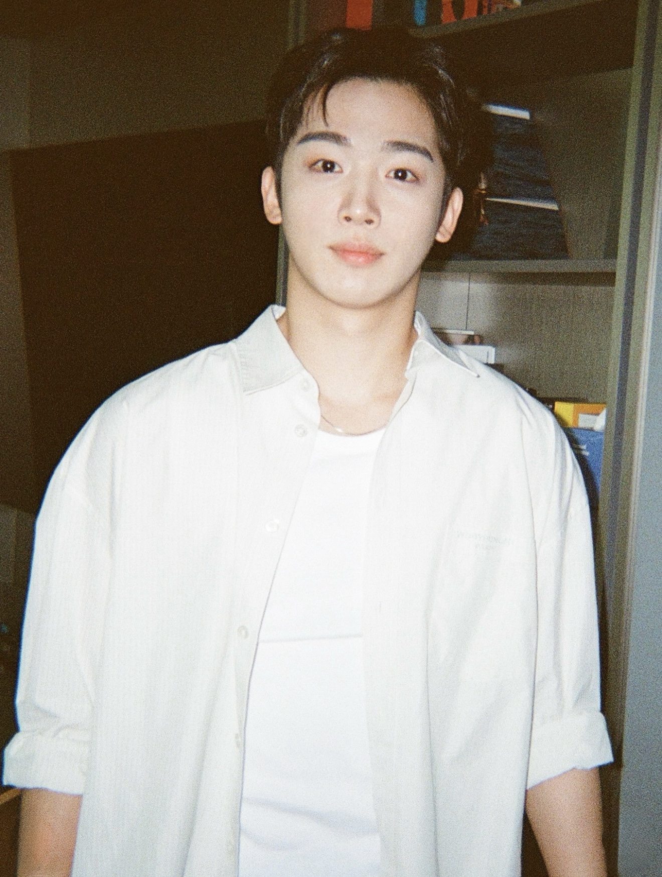 Behind-the-scenes cut of Kim Yohan