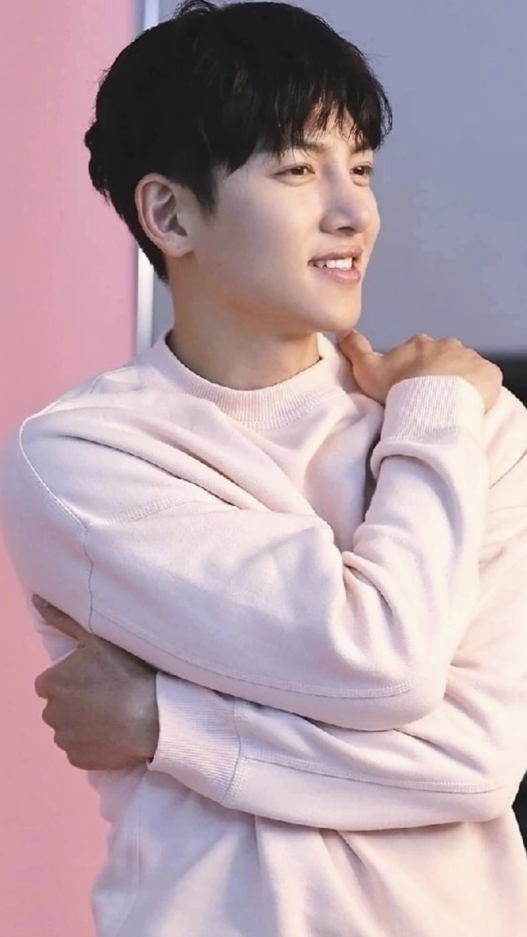 Latest photo of Ji Changwook