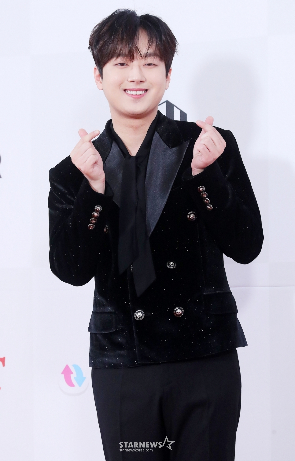 Foto terbaru dari Lee Chanwon