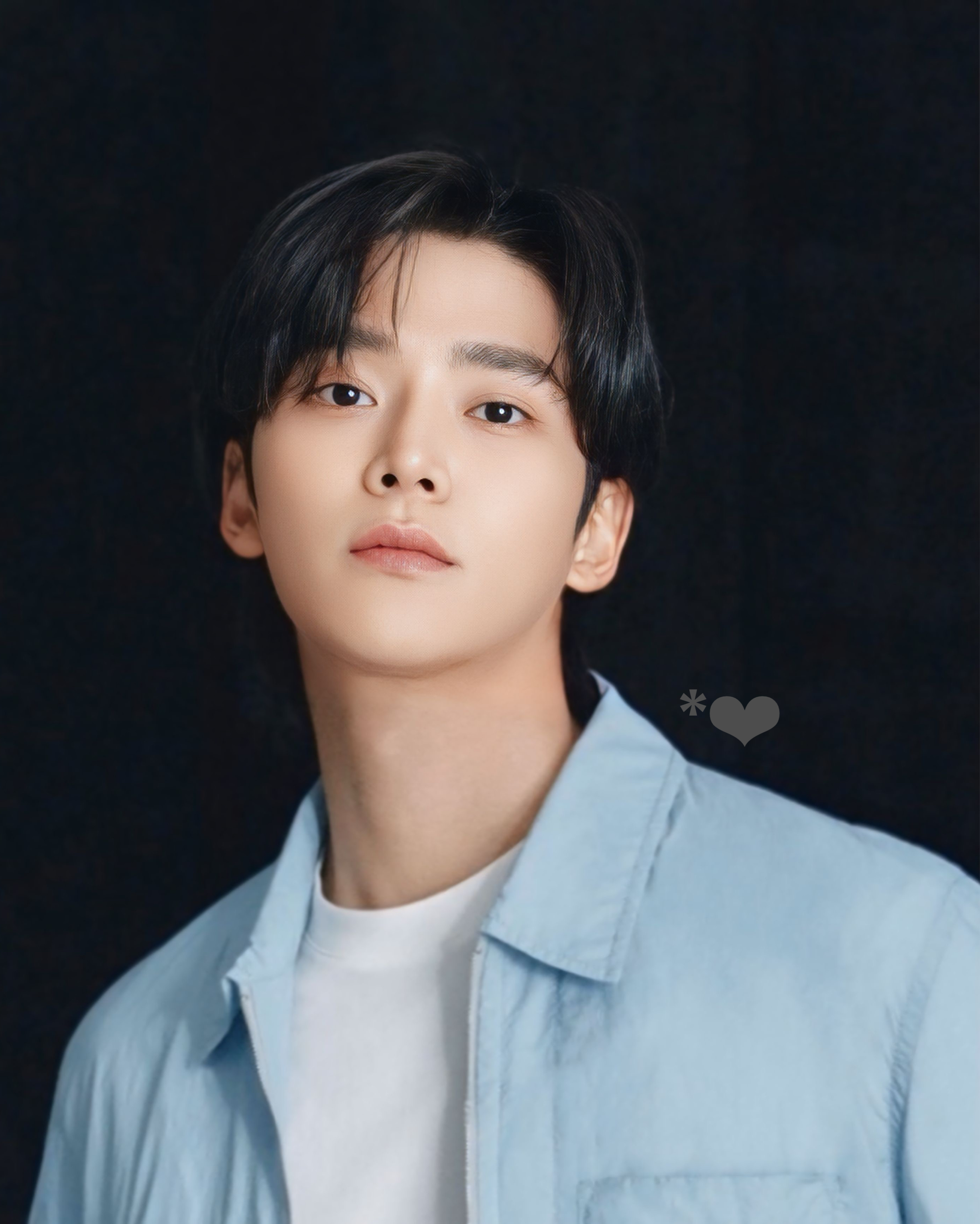 Foto kegiatan terbaru dari Rowoon