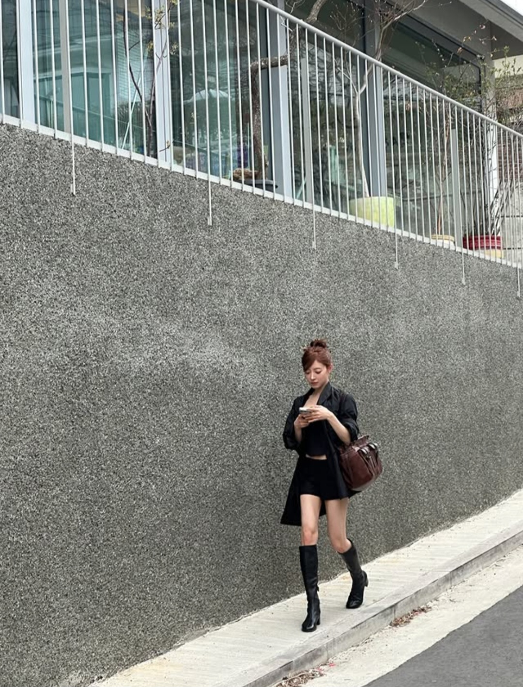 A moment captured by a fan of Lee Seyoung