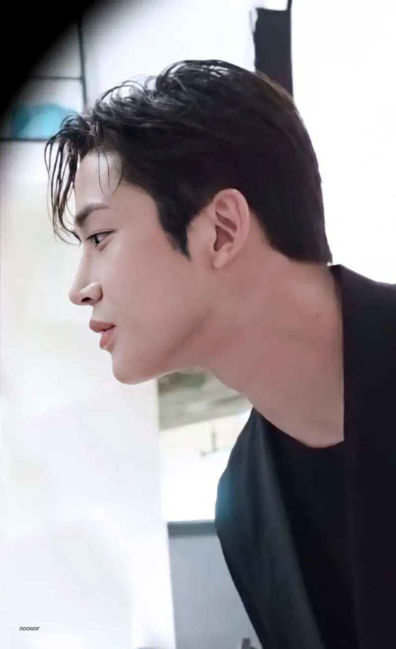 Cuplikan di balik layar dari Rowoon