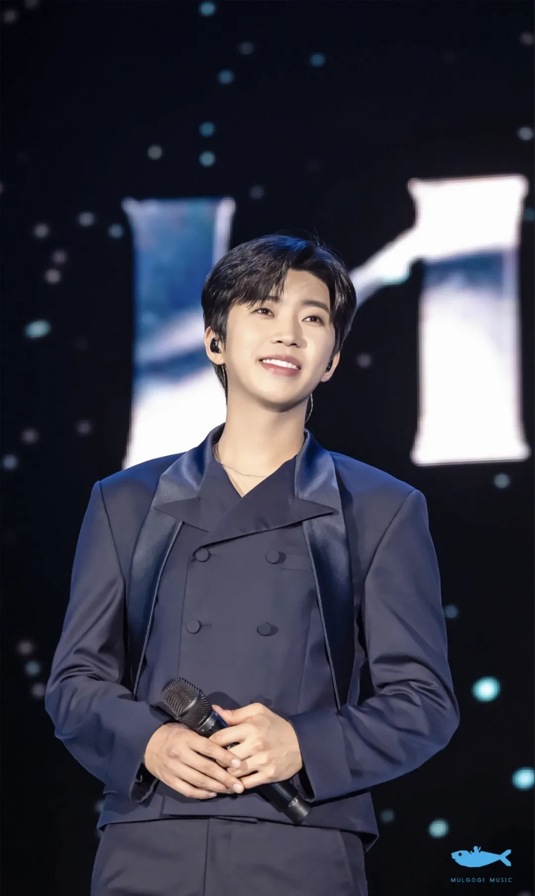 Cuplikan di balik layar dari Lim Youngwoong