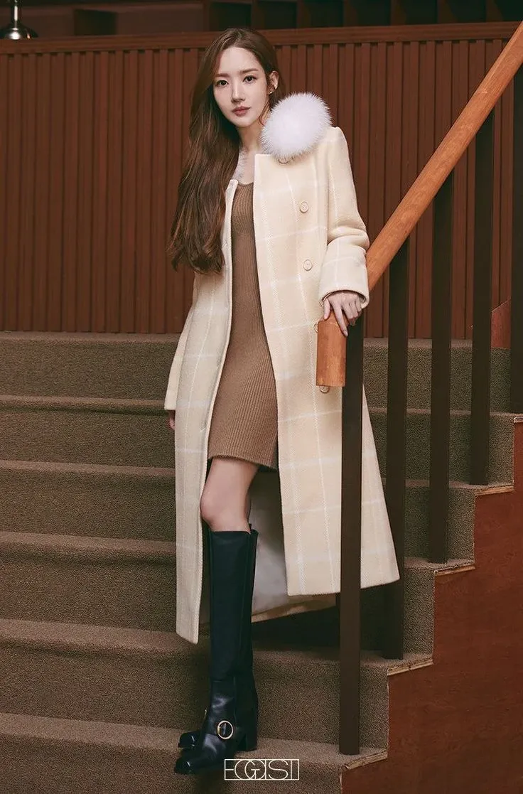 Behind-the-scenes cut of Park Minyoung