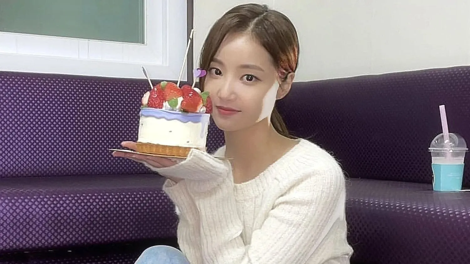 Latest photo of Yeonwoo