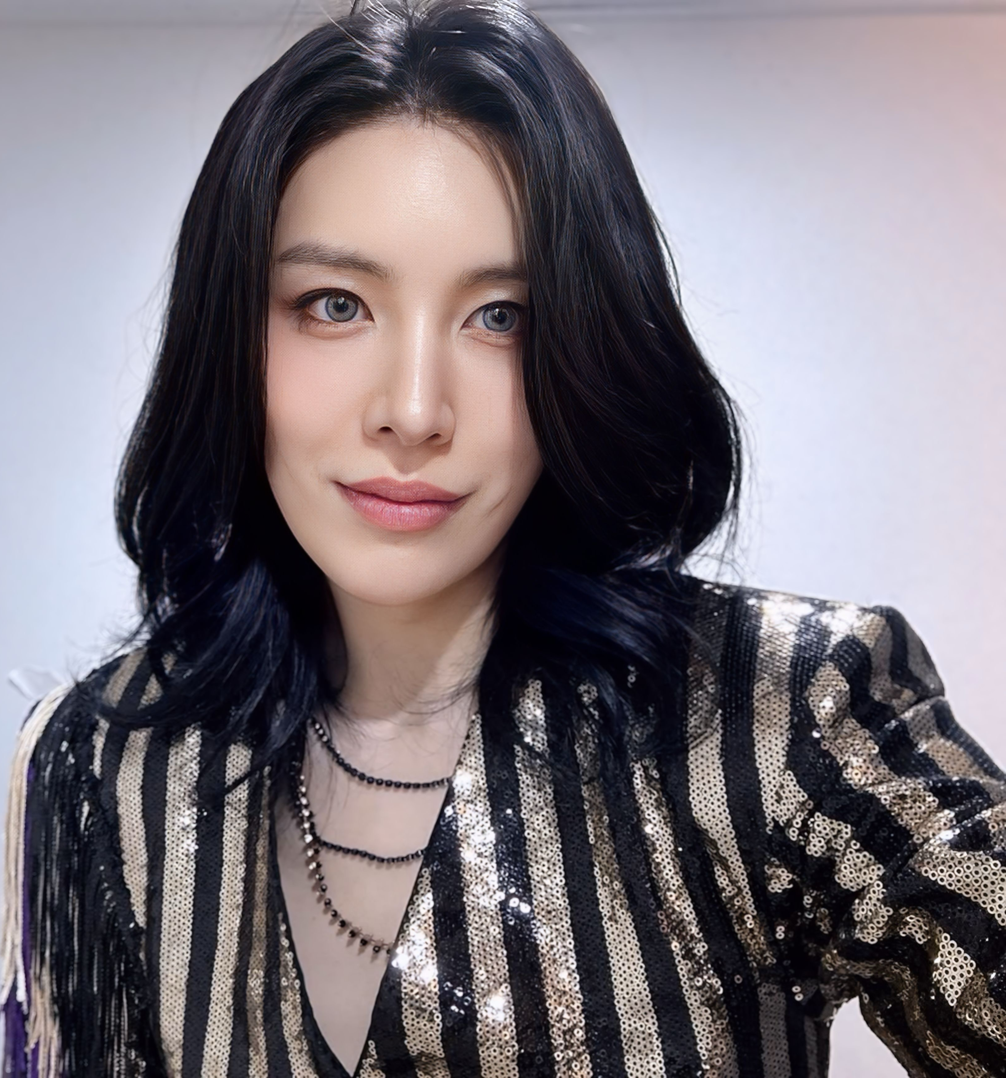 Recent activity shot of No Minwoo