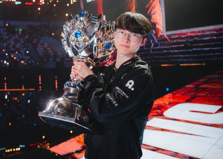 Latest photo of Faker