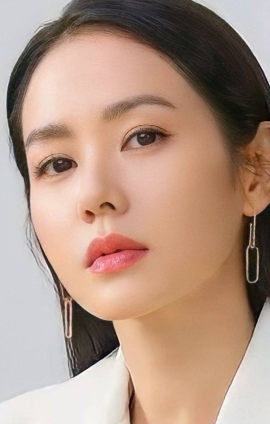 손예진의 비하인드 컷