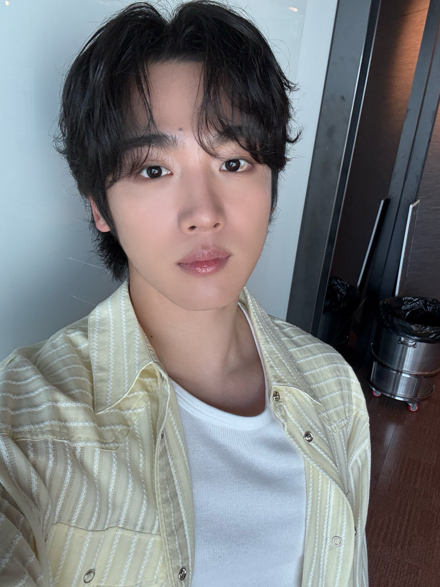 Behind-the-scenes cut of Kim Yohan