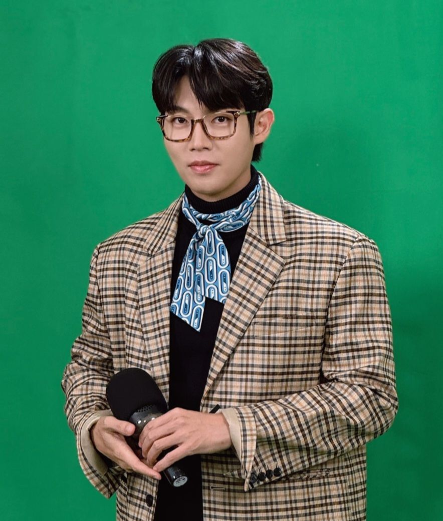 Behind-the-scenes cut of Son Taejin