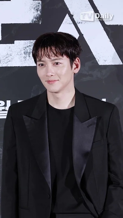 지창욱의 팬들이 직접 만든 특별한 배경화면