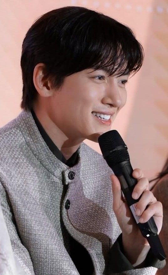 チ・チャンウクのビハインドカット