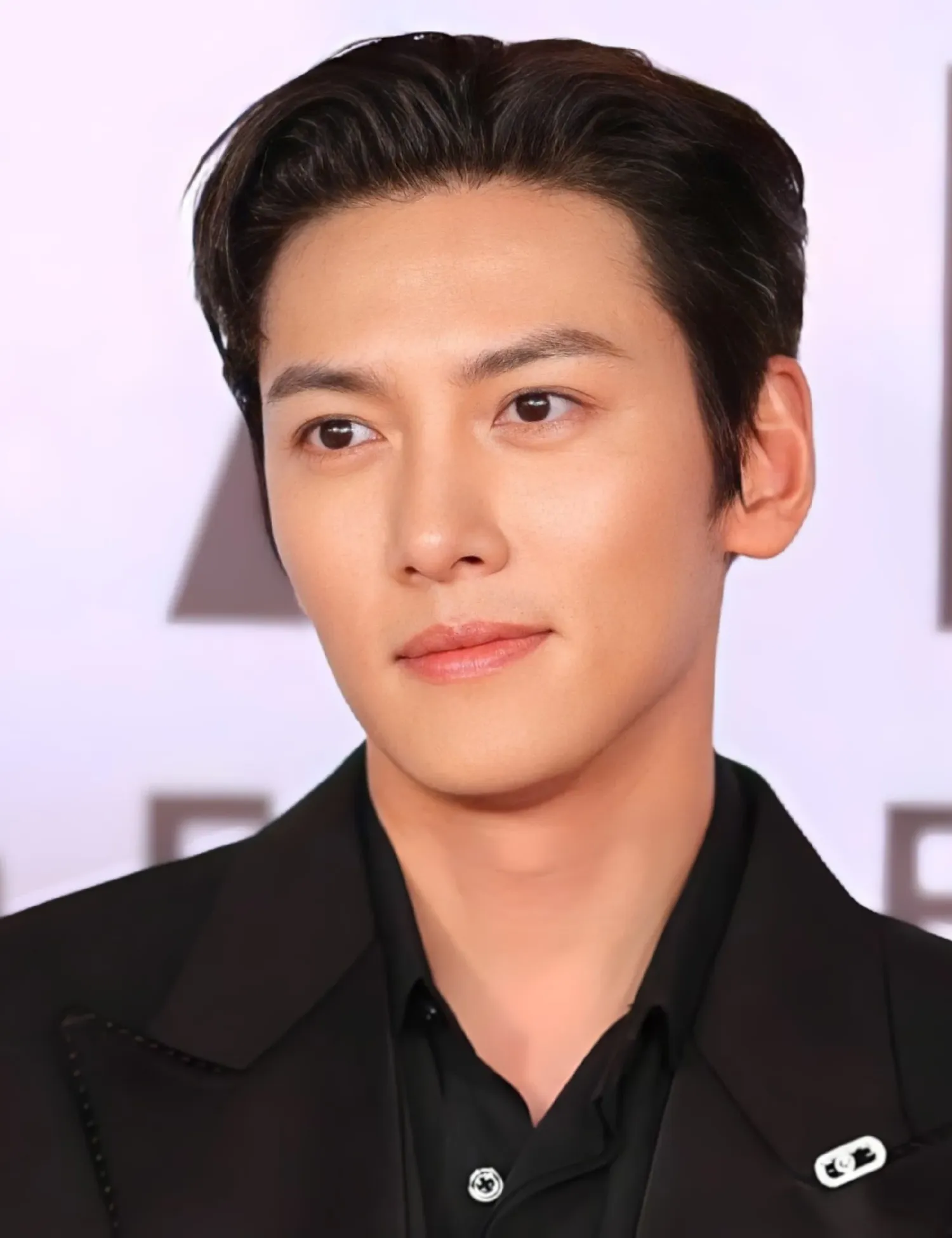 Recent activity shot of Ji Changwook