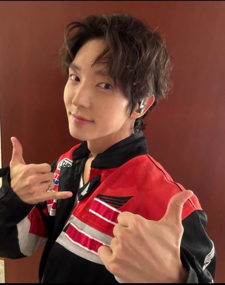 Behind-the-scenes cut of Lee Joongi