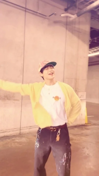 Special wallpaper made by Choi Minho's fans