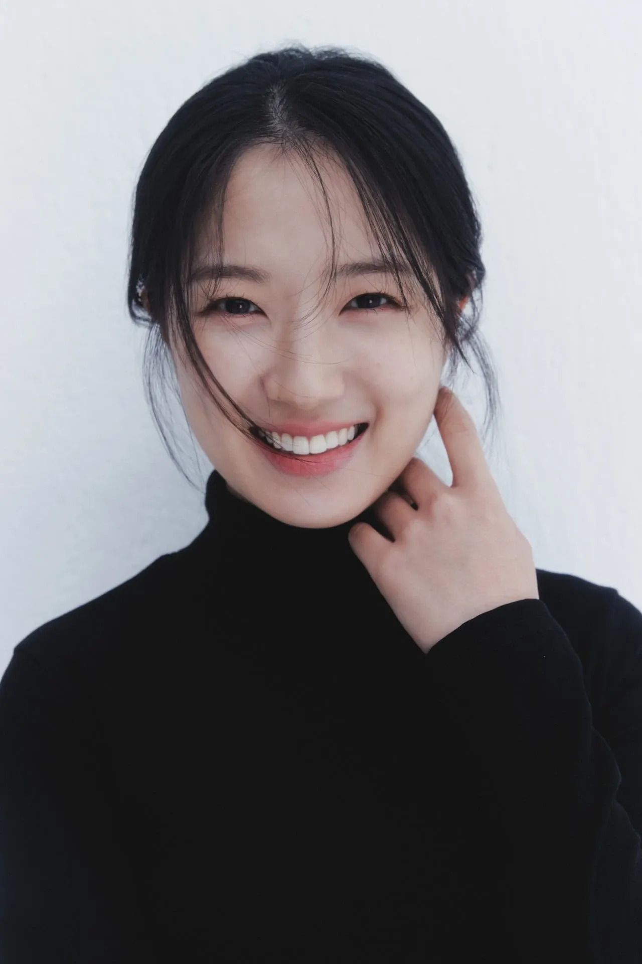 Behind-the-scenes cut of Kim Hyeyoon