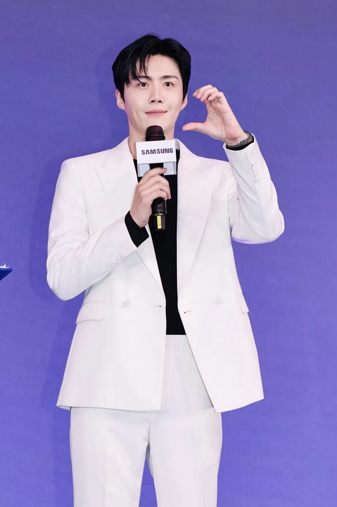 Foto kegiatan terbaru dari Kim Seonho