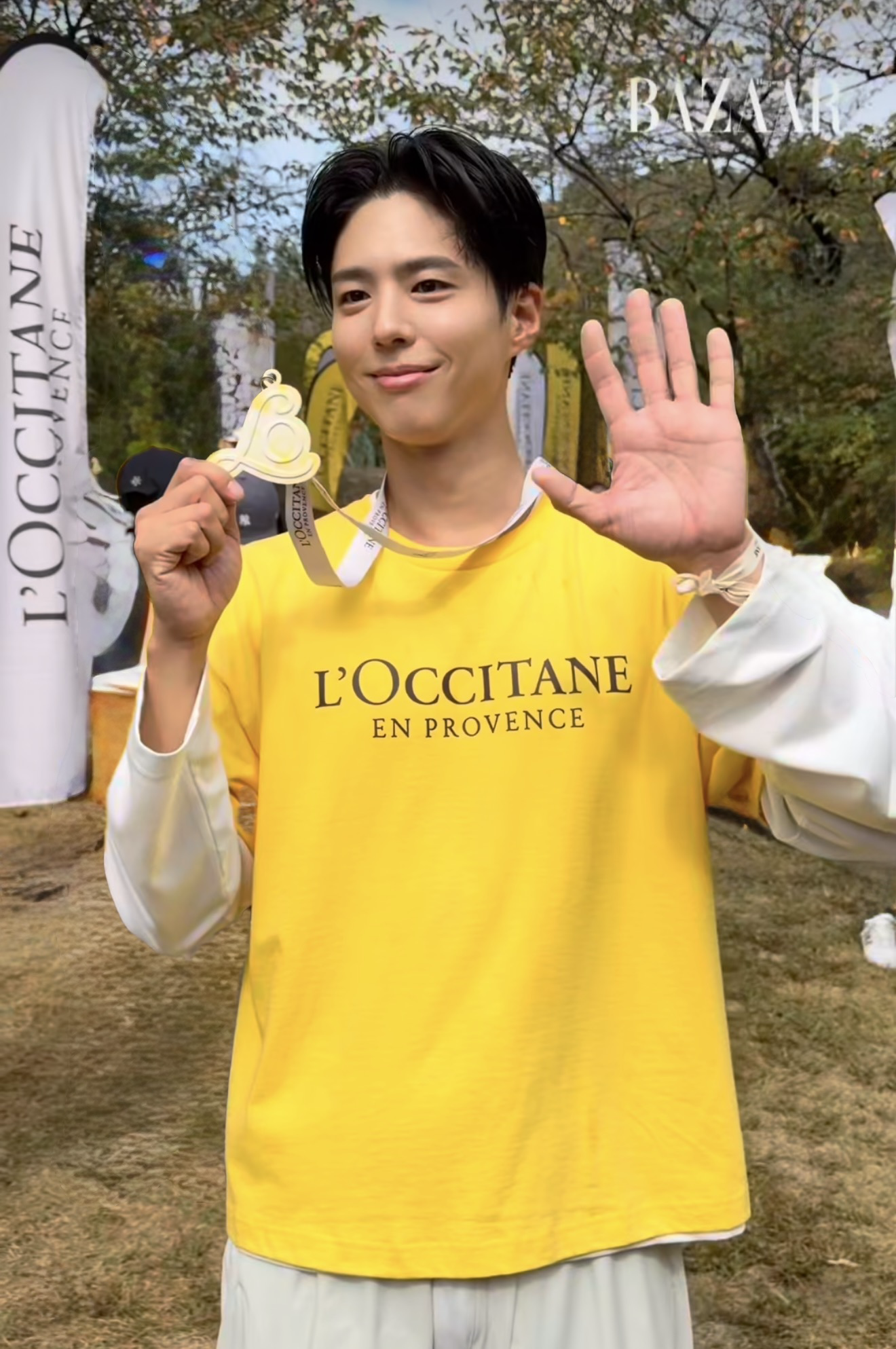 Behind-the-scenes cut of Park Bogum