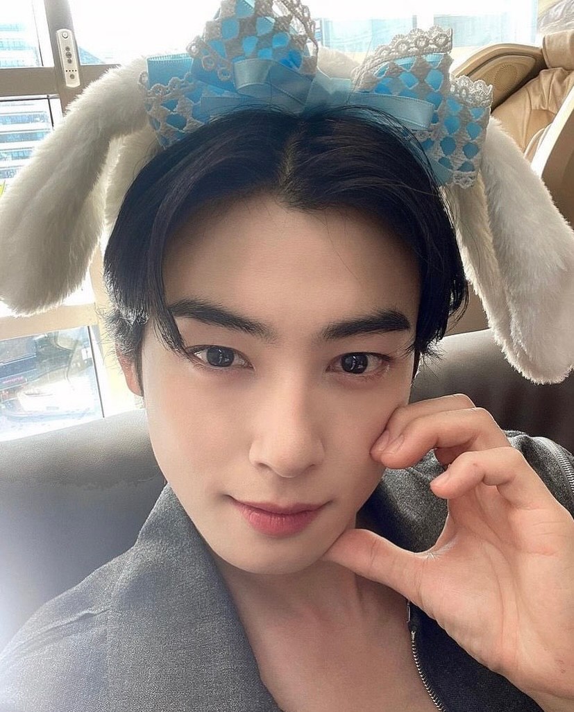 粉丝拍下的车银优瞬间