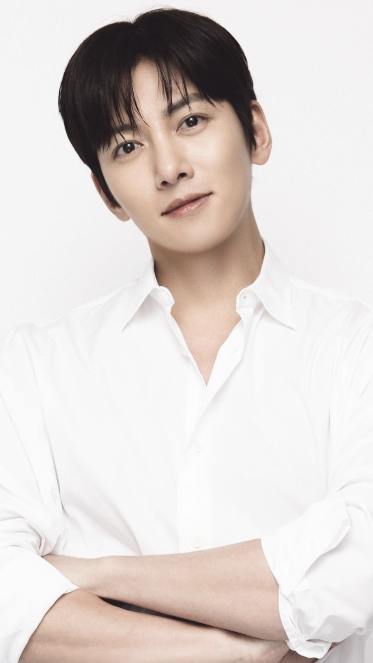 Latest photo of Ji Changwook