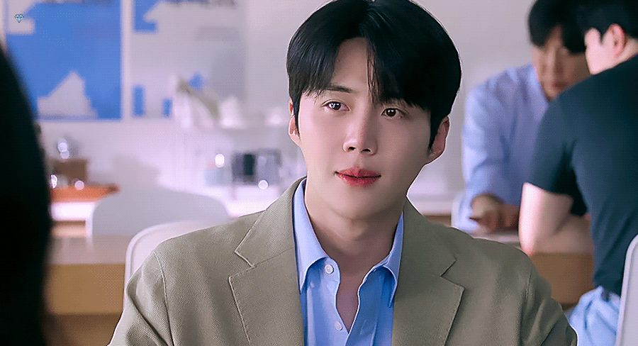 Latest photo of Kim Seonho