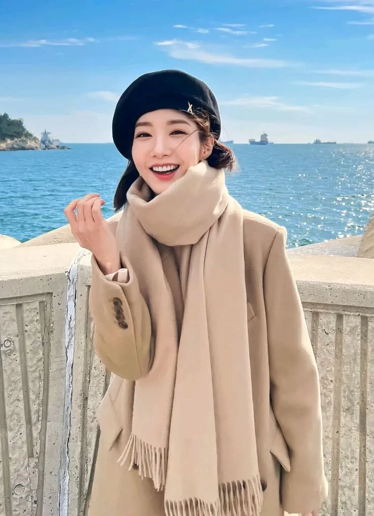 Latest photo of Park Minyoung