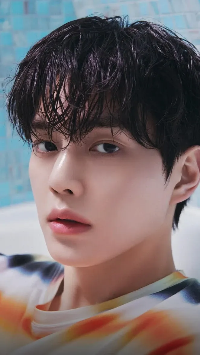 Behind-the-scenes cut of Song Kang