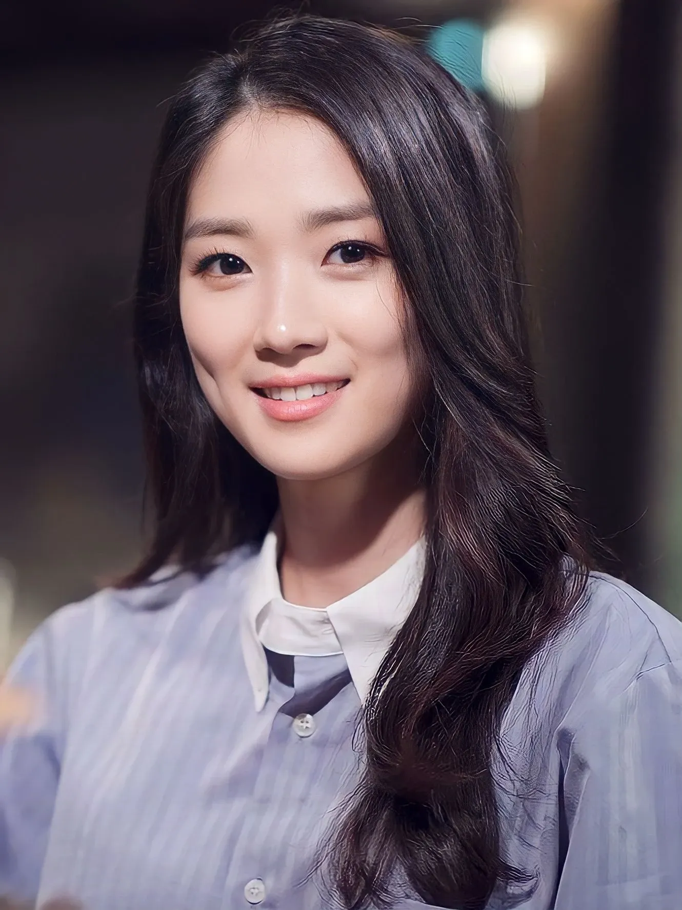 Behind-the-scenes cut of Kim Hyeyoon