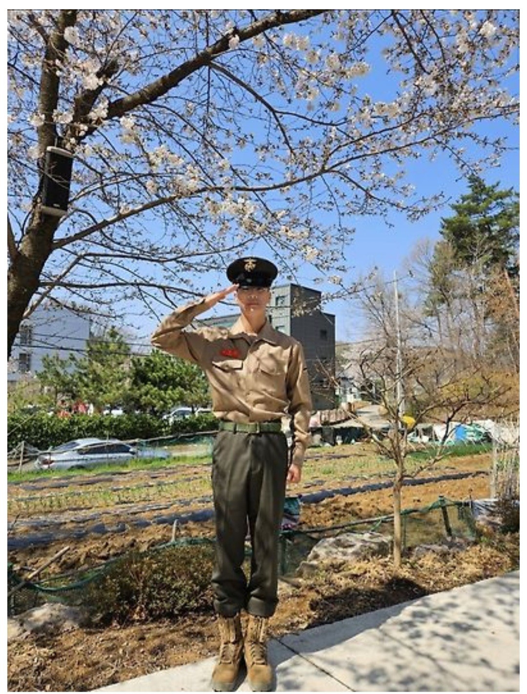 Behind-the-scenes cut of Jeong Dongwon