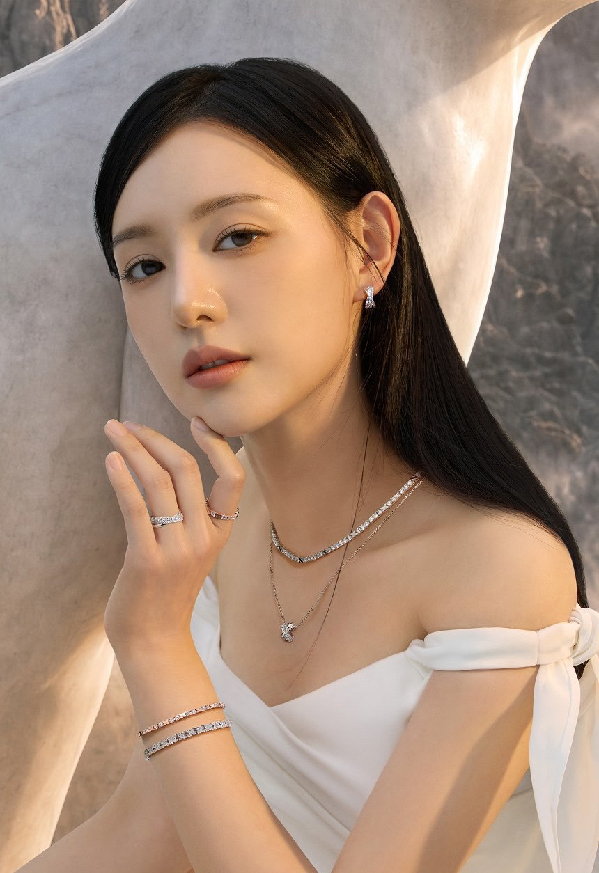 Behind-the-scenes cut of Kim Jiwon