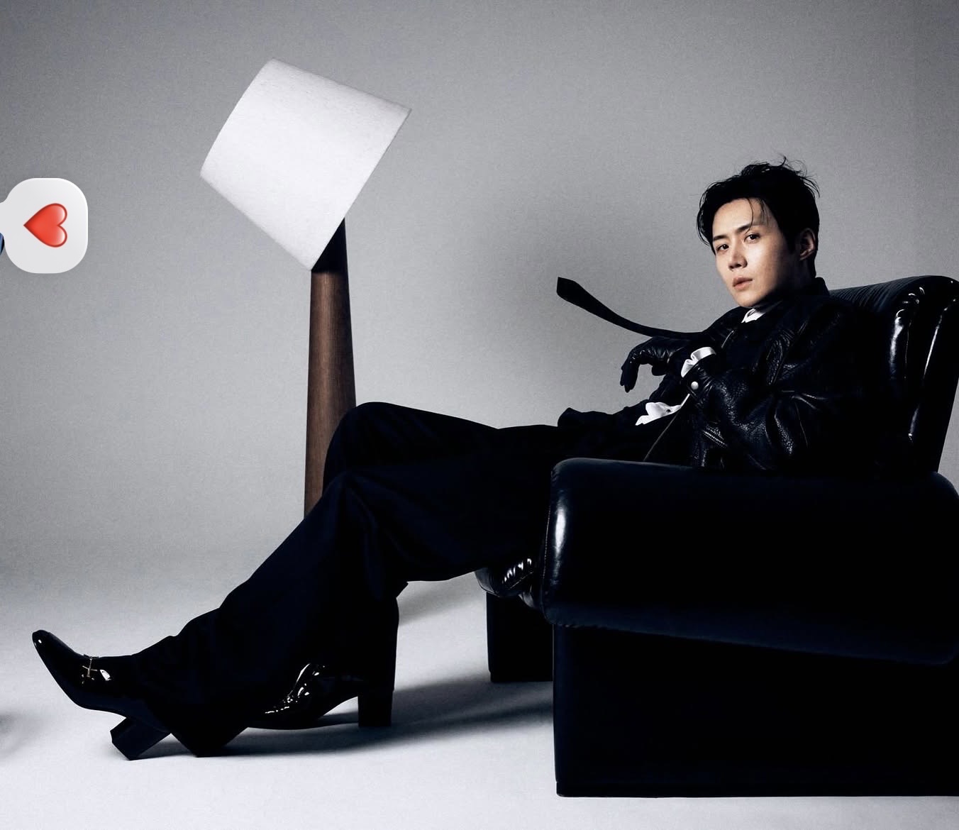 Behind-the-scenes cut of Kim Seonho