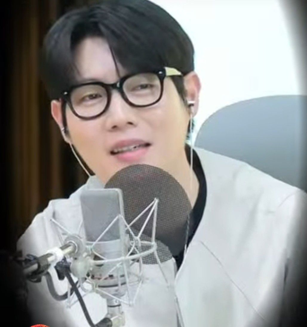 Latest photo of Son Taejin