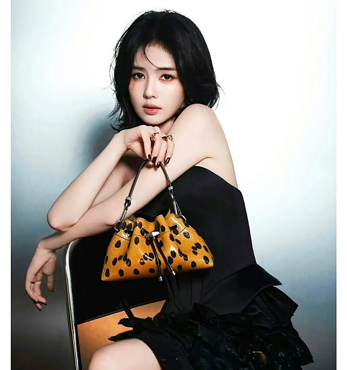 Latest photo of Bai Lu