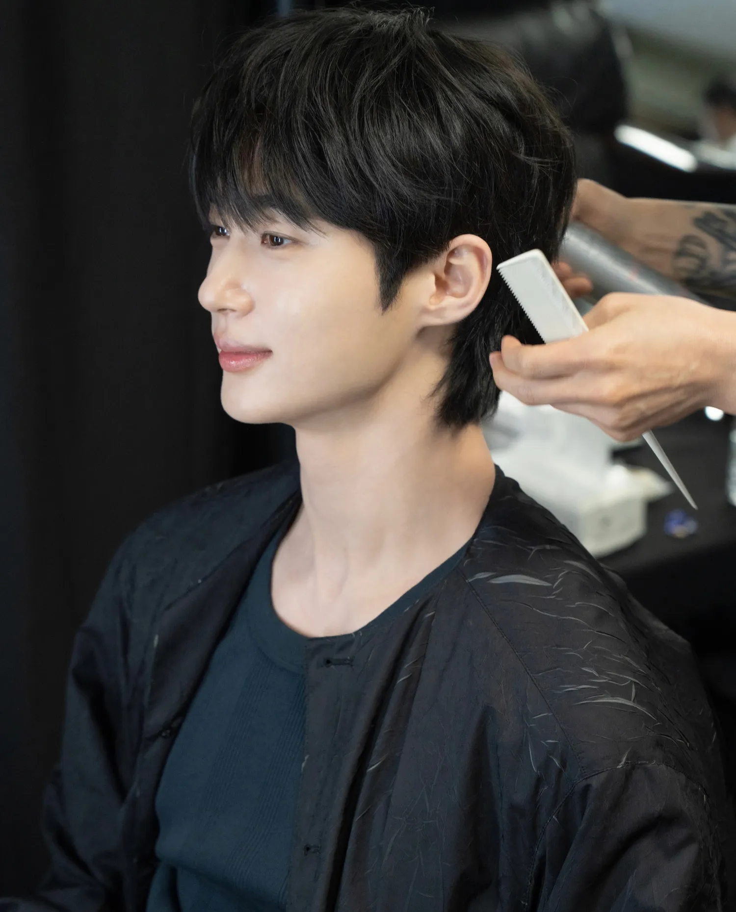 Behind-the-scenes cut of Byeon Wooseok