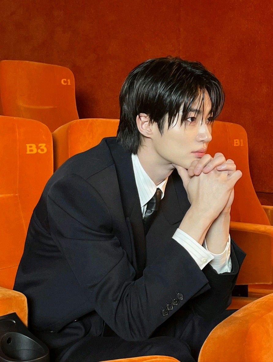 Latest photo of Byeon Wooseok