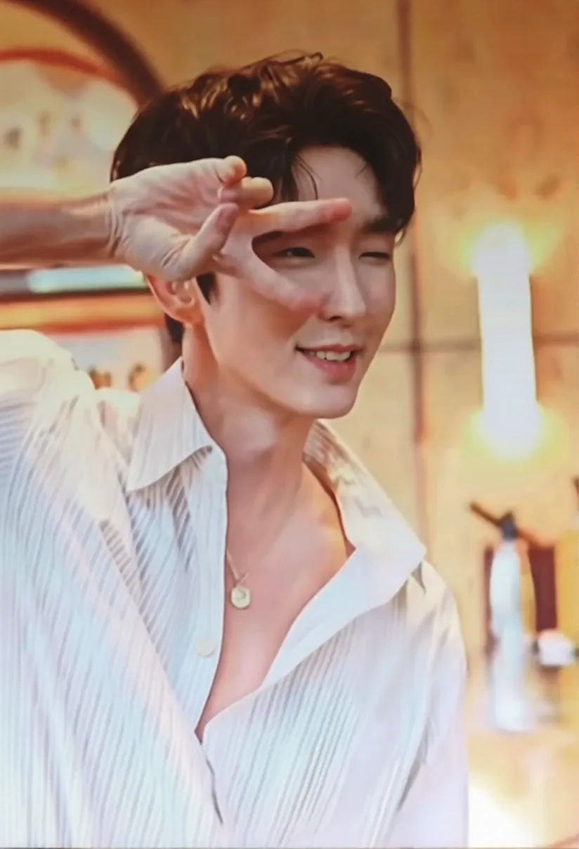 이준기 최근 활동샷