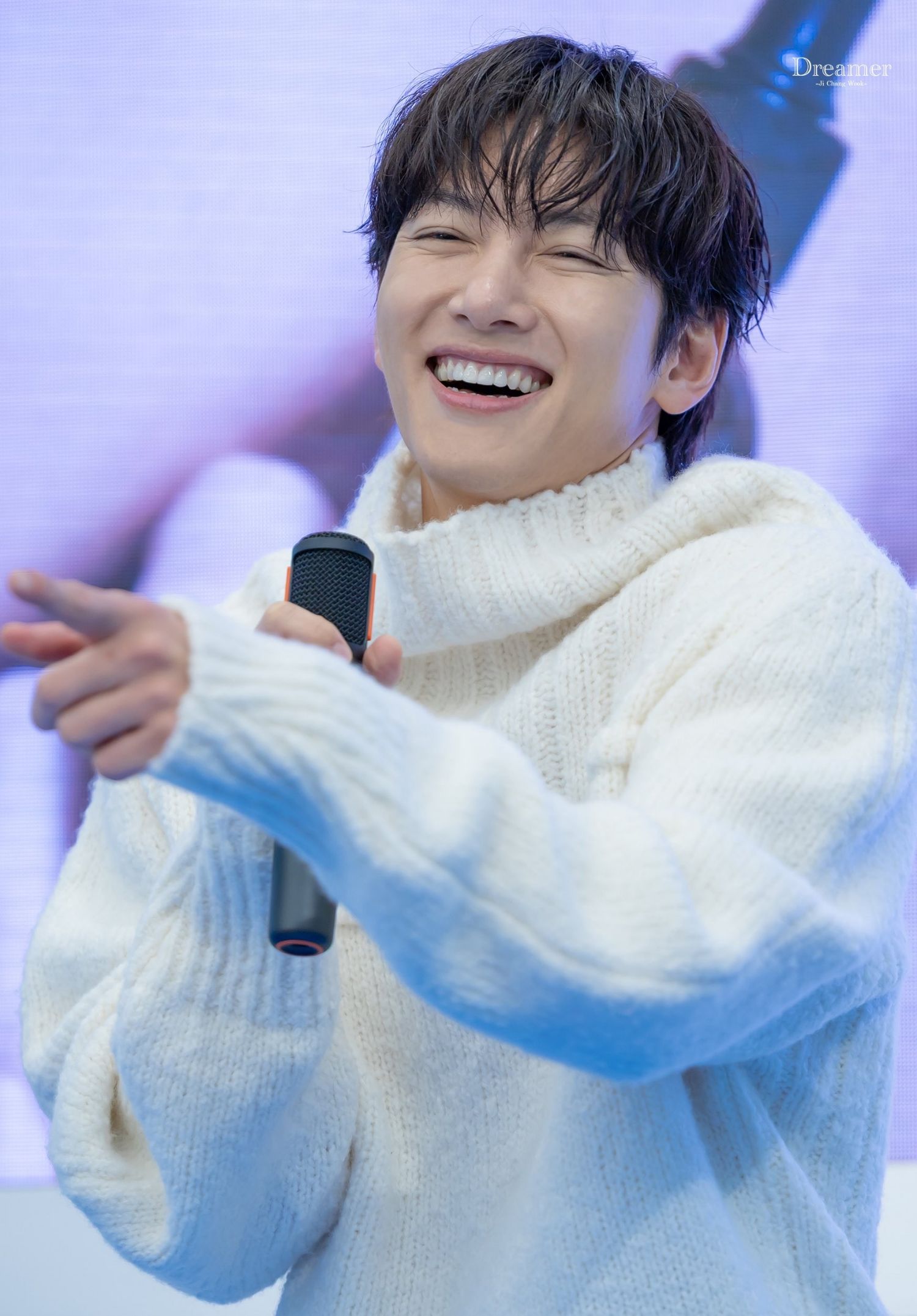 池昌旭的最新照片