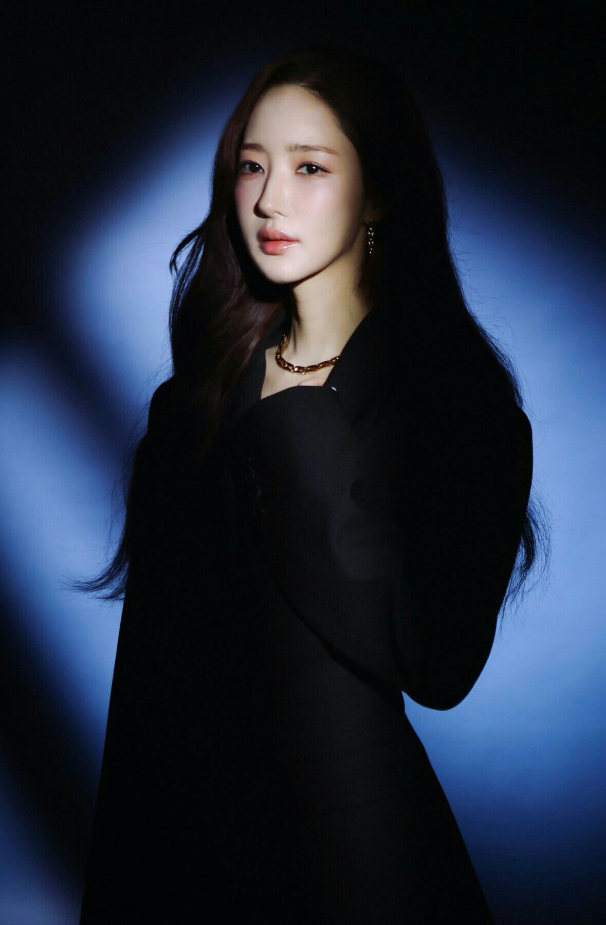 粉絲拍下的朴敏英瞬間