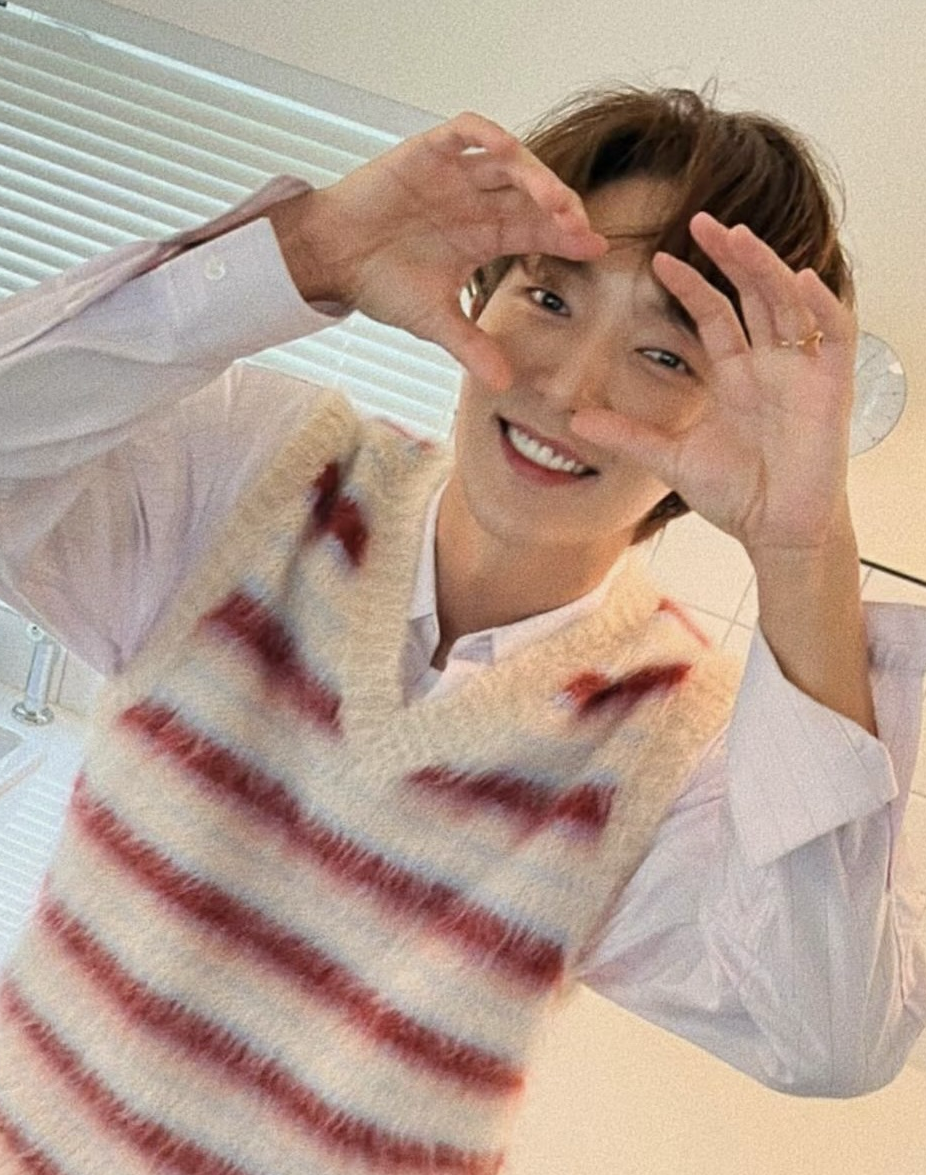 Recent activity shot of Lee Joongi