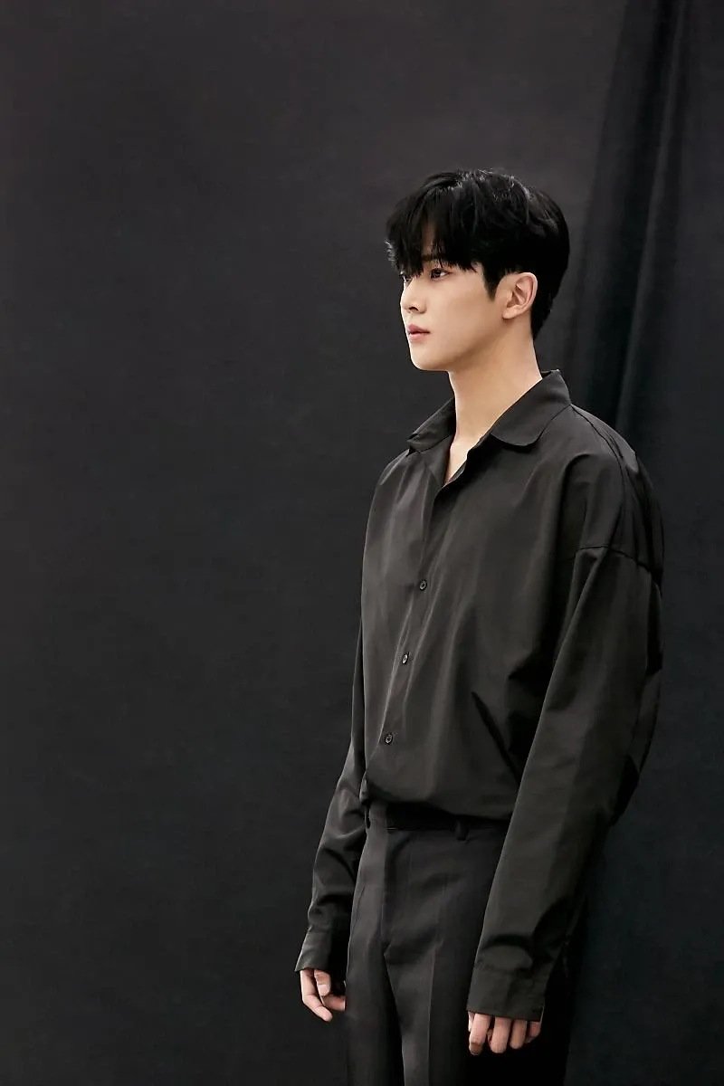 Cuplikan di balik layar dari Rowoon