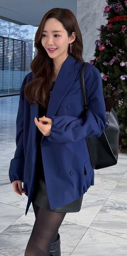 Representative background image loved by Park Minyoung fandom