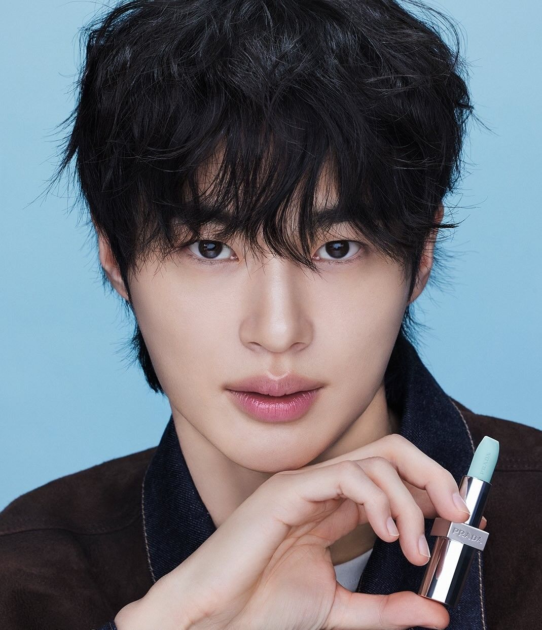 Behind-the-scenes cut of Byeon Wooseok